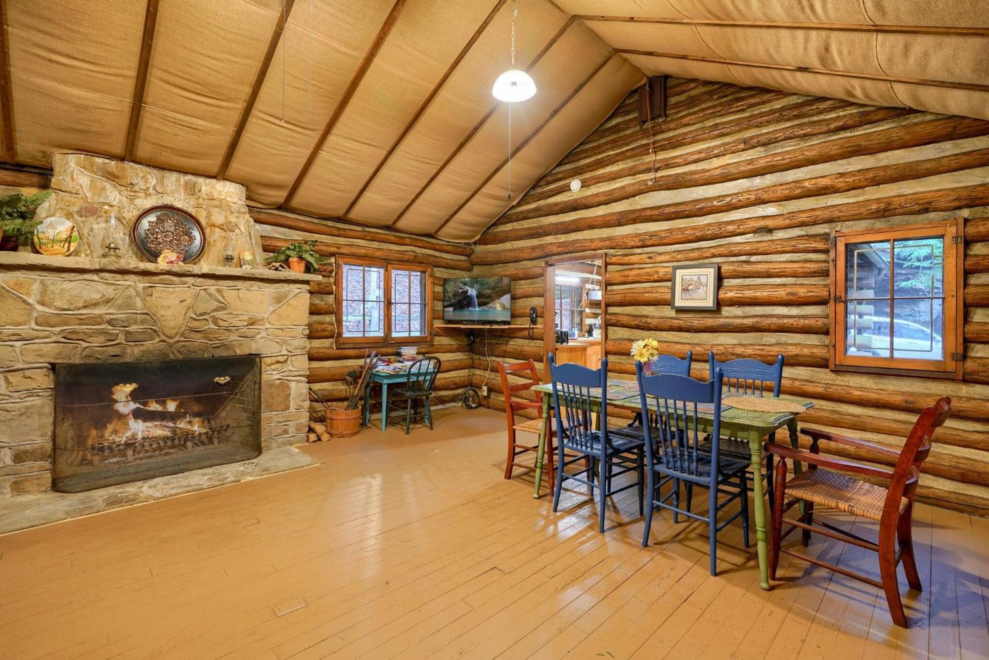 Russell Cabin Logan Exterior foto